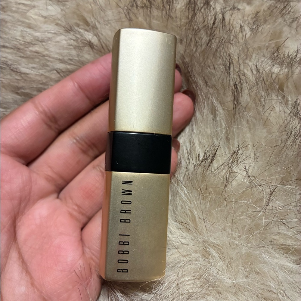 Bobbi Brown Elegant Lipstick color Fever Pitch